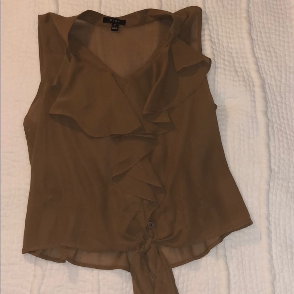 Sleeveless Blouse